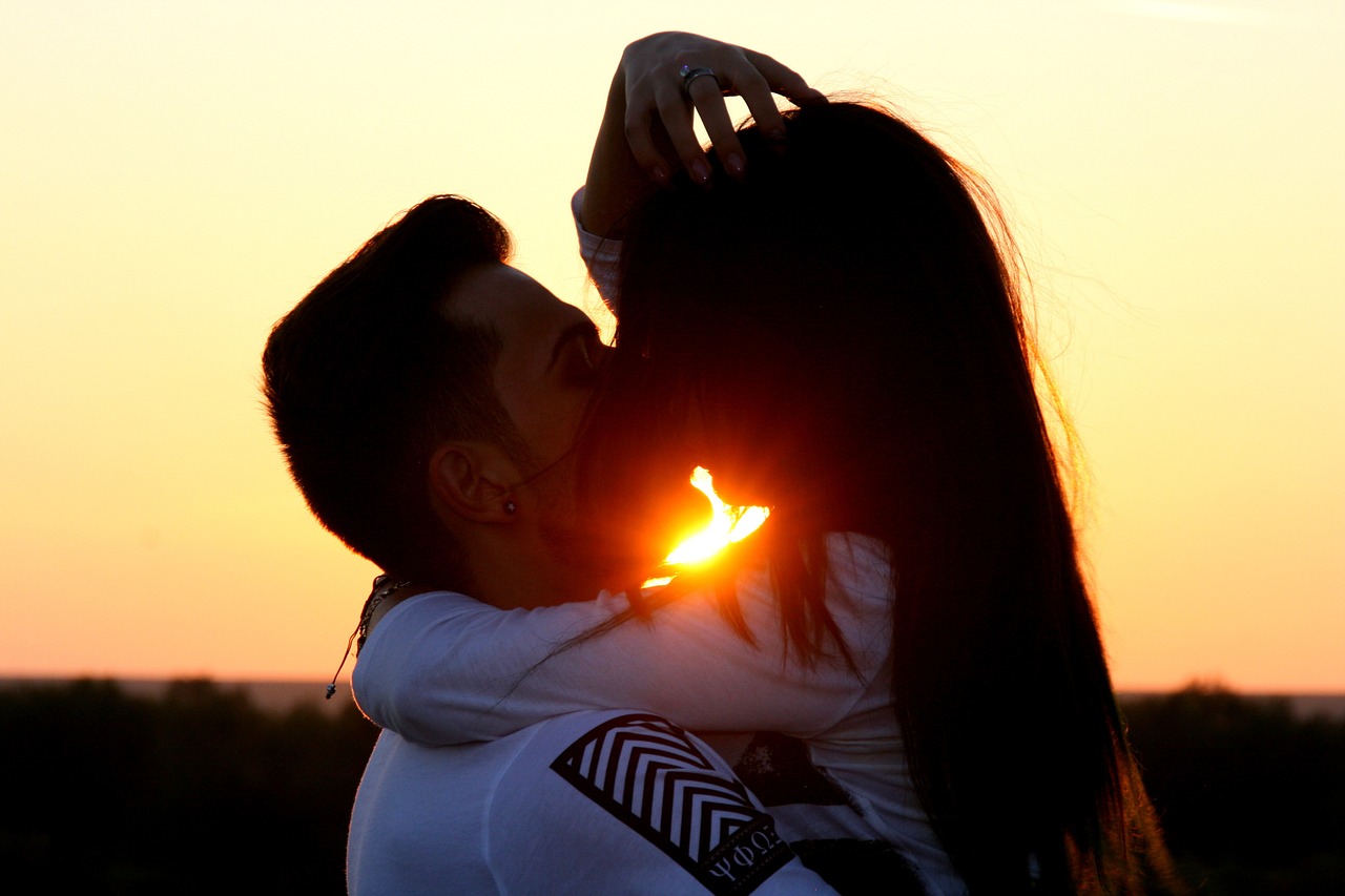 Image - couple love sunset kiss beauty