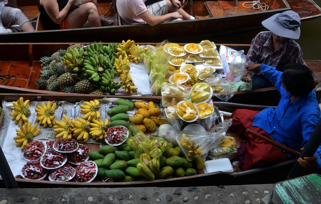 Image - fruits boats cooking food travel