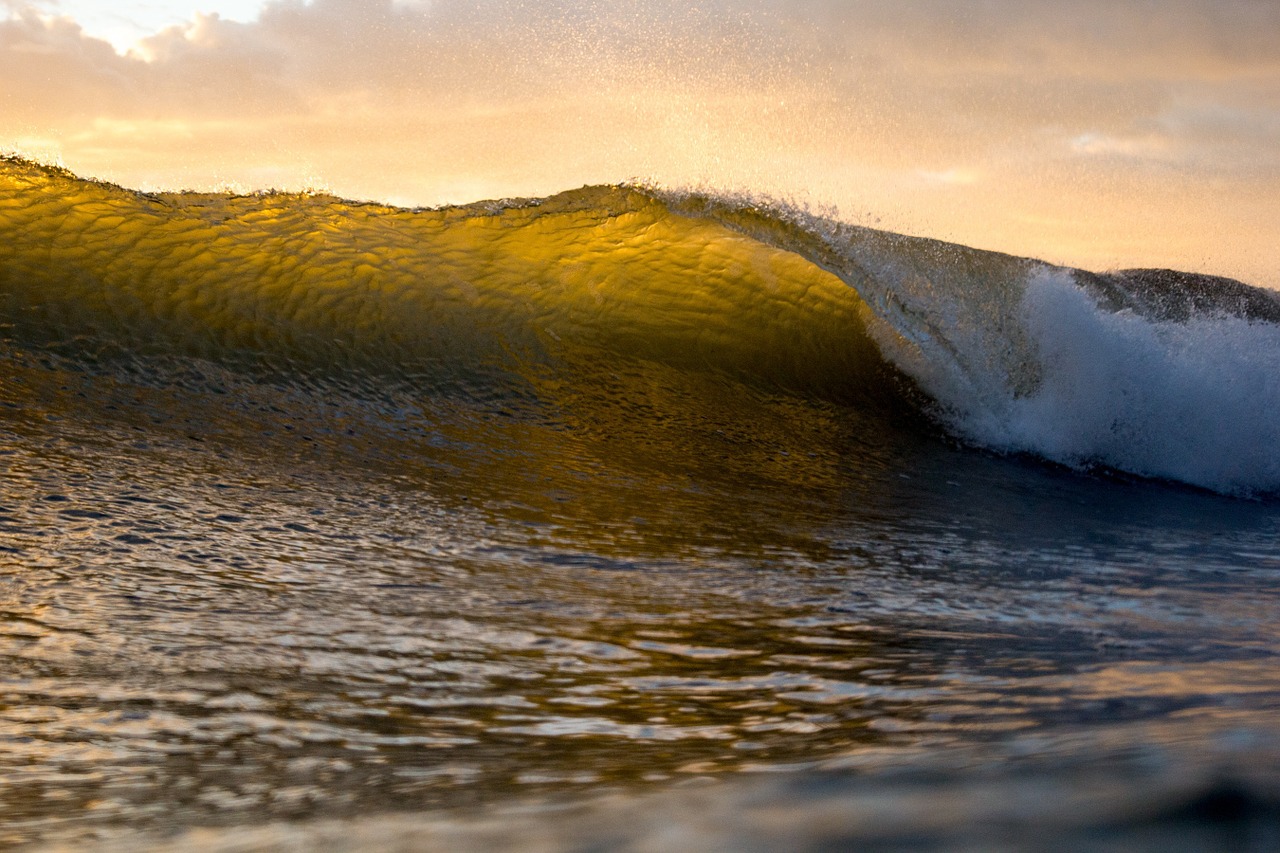 Image - wave ocean water powerful splash