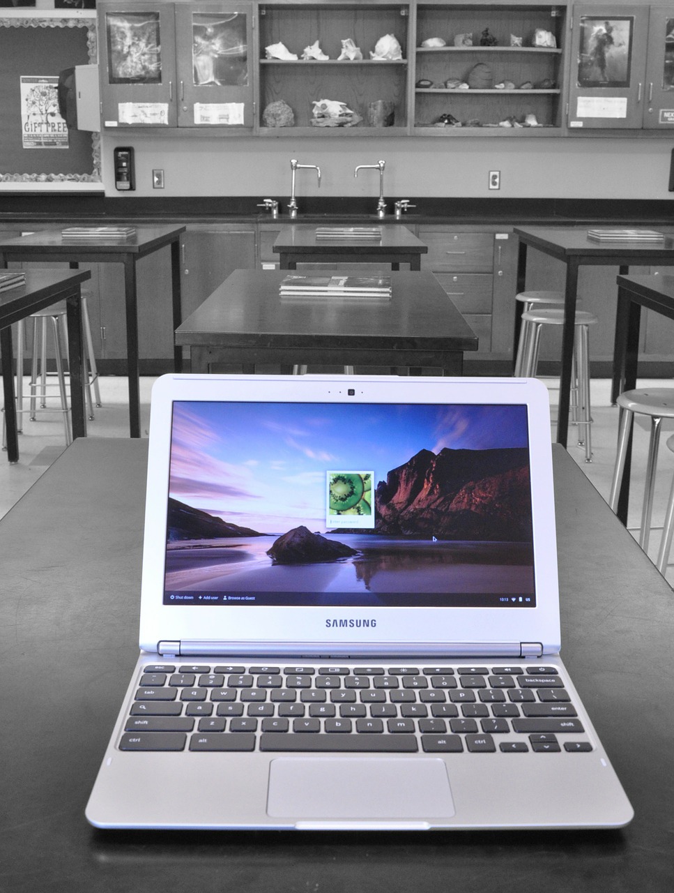 Image - computer classroom learning