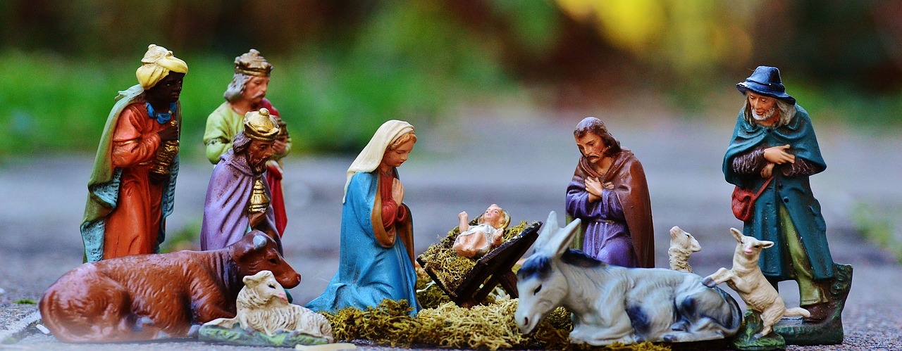 Image - christmas crib figures christmas