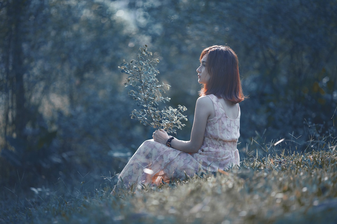 Image - woman asian sitting spring