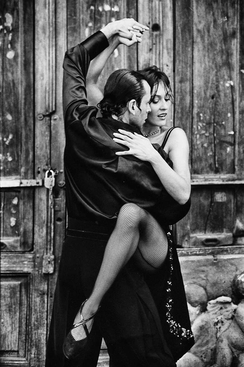 Image - tango dancing couple dance style