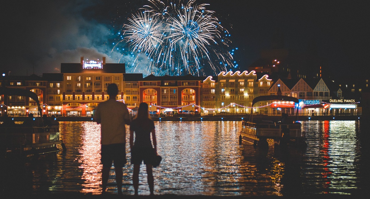 Image - fireworks lake reflection night