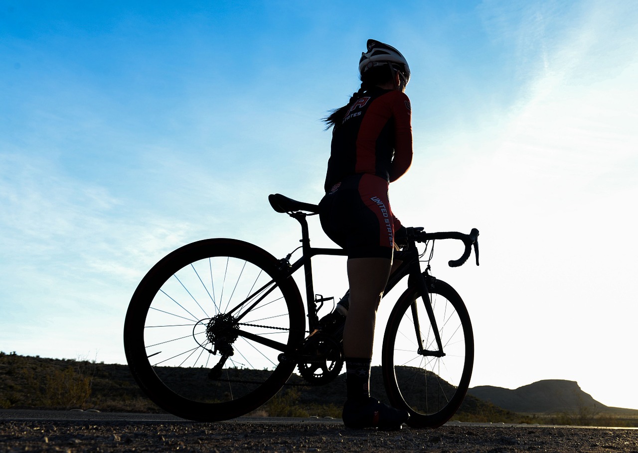 Image - bicycle rider resting bike