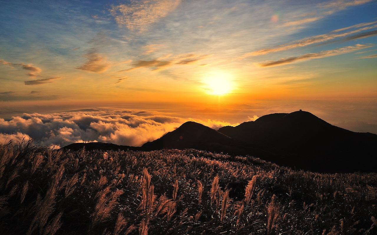 Image - taiwan sky a surname mountain