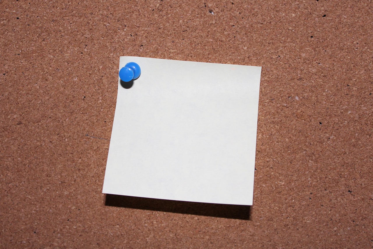 Image - list pin post it memo paper