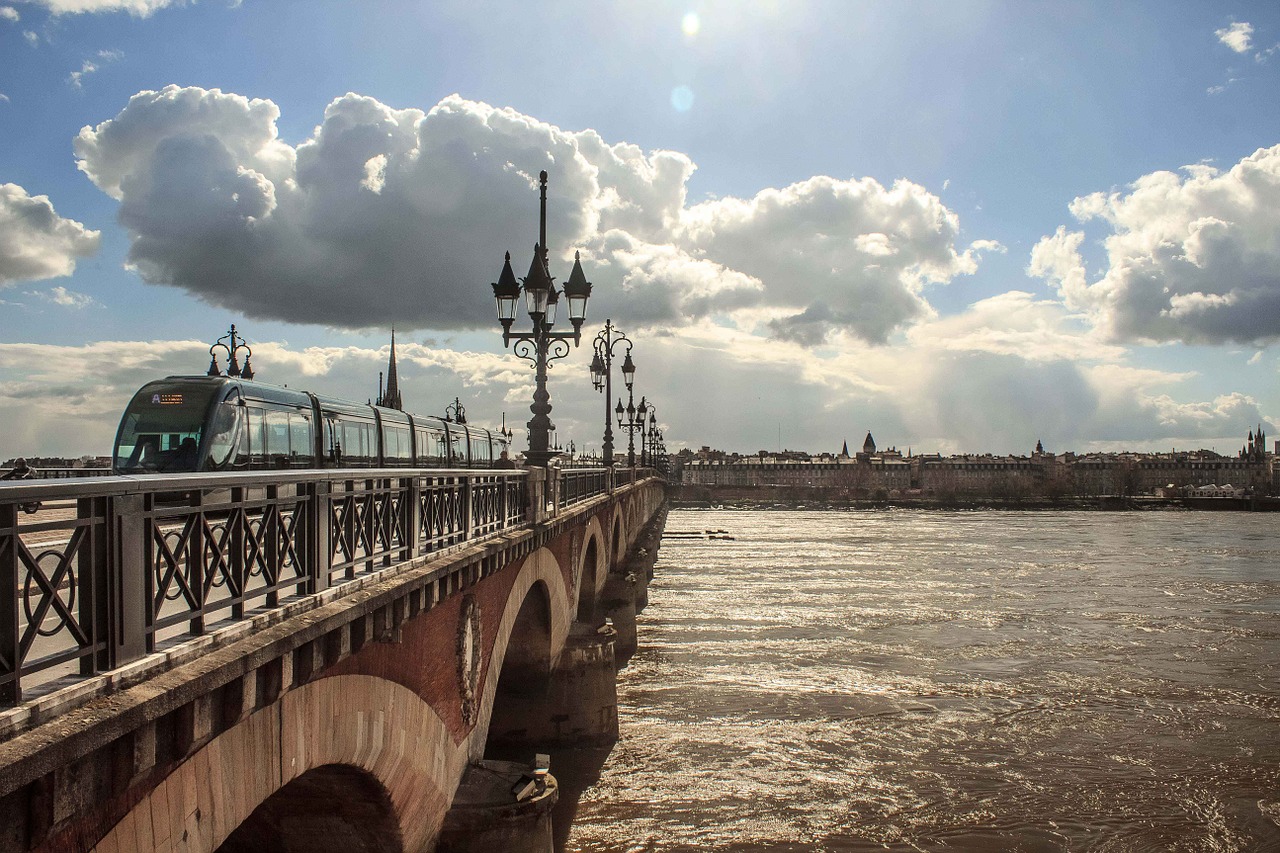 Image - bordeaux france tourism history
