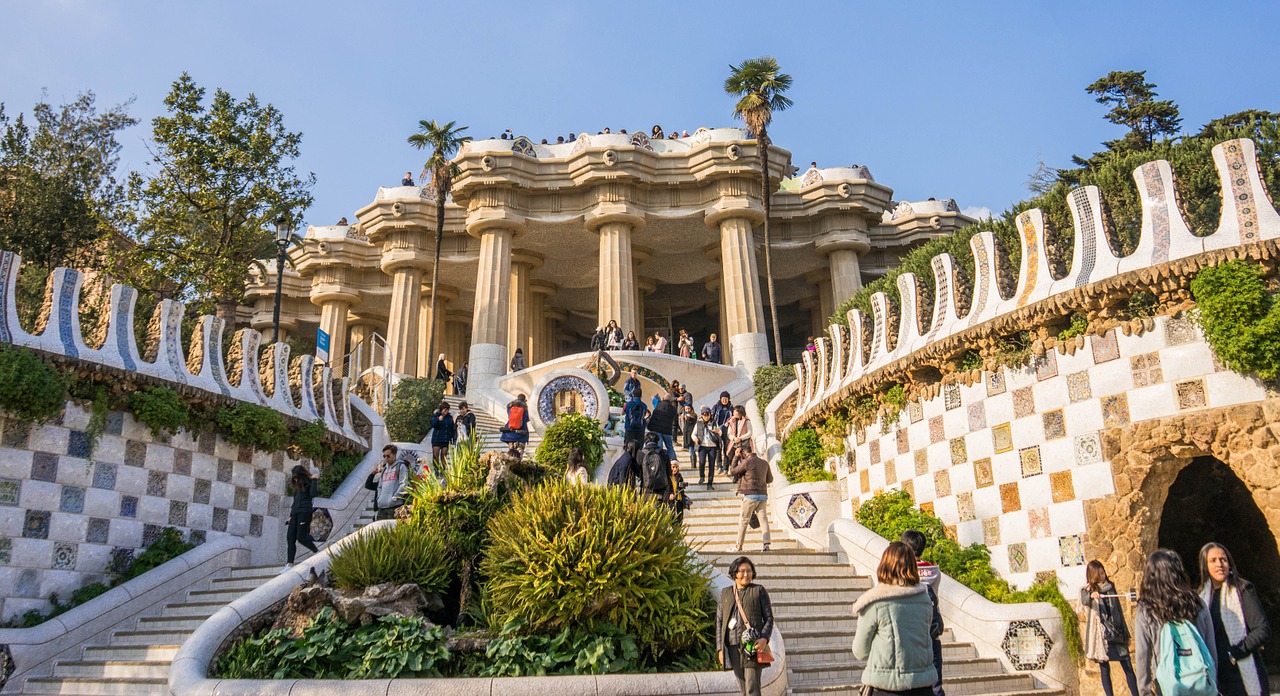 Image - gaudi guell park architecture