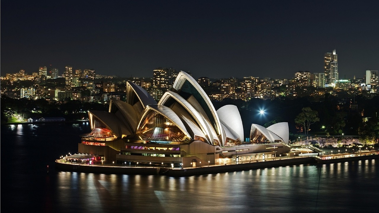 Image - sydney opera house night harbor