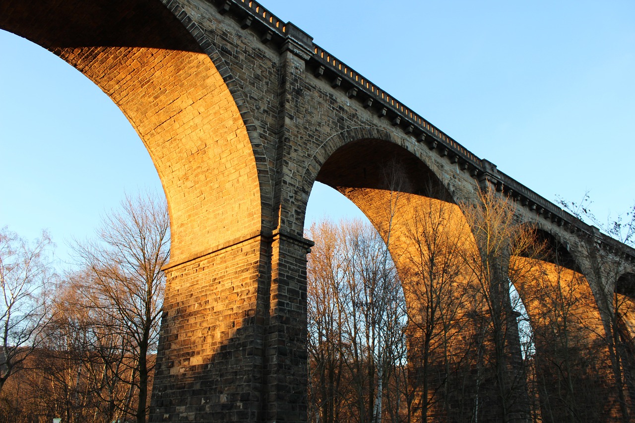 Image - bridge winter sun