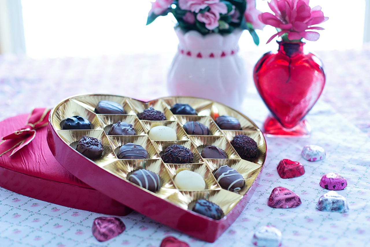 Image - valentine s day chocolates day love