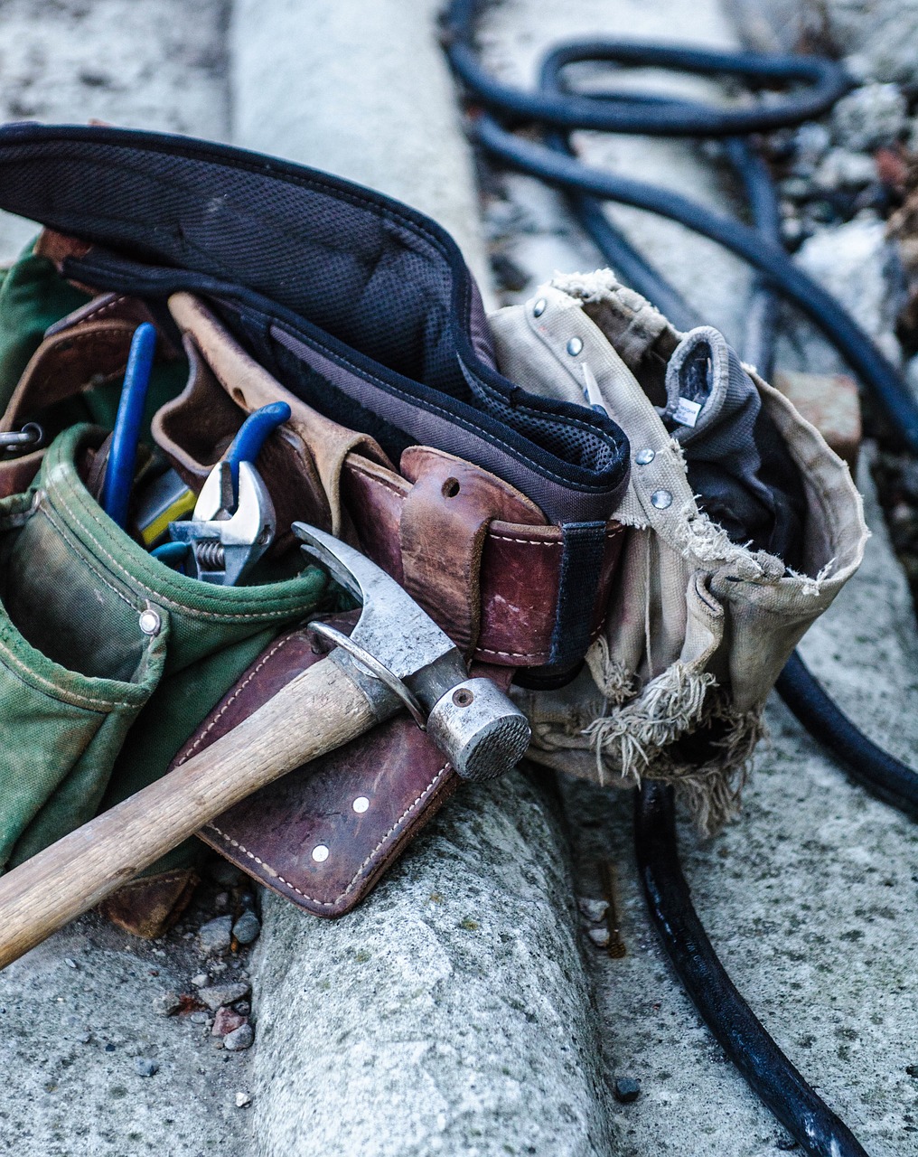 Image - tools tool belt belt work hammer