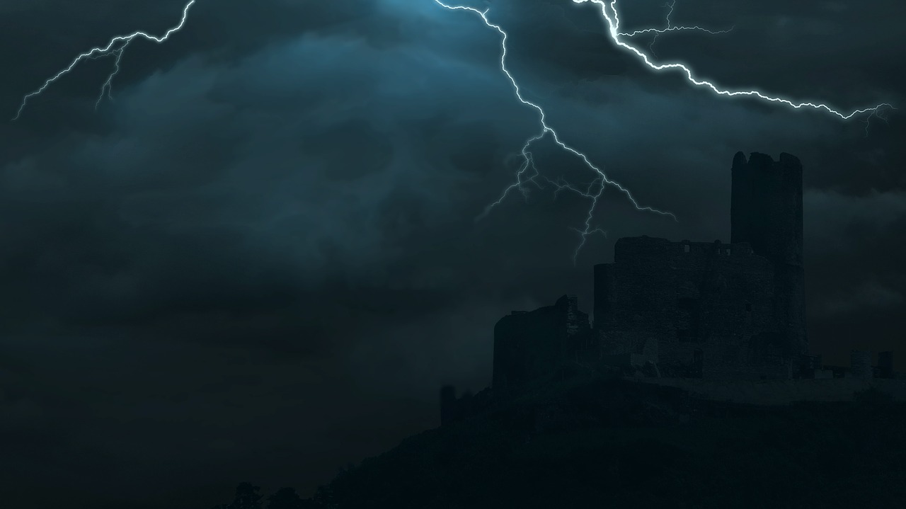 Image - castle clouds storm thunderstorm