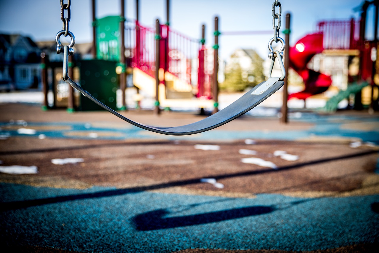 Image - swing playground children playing