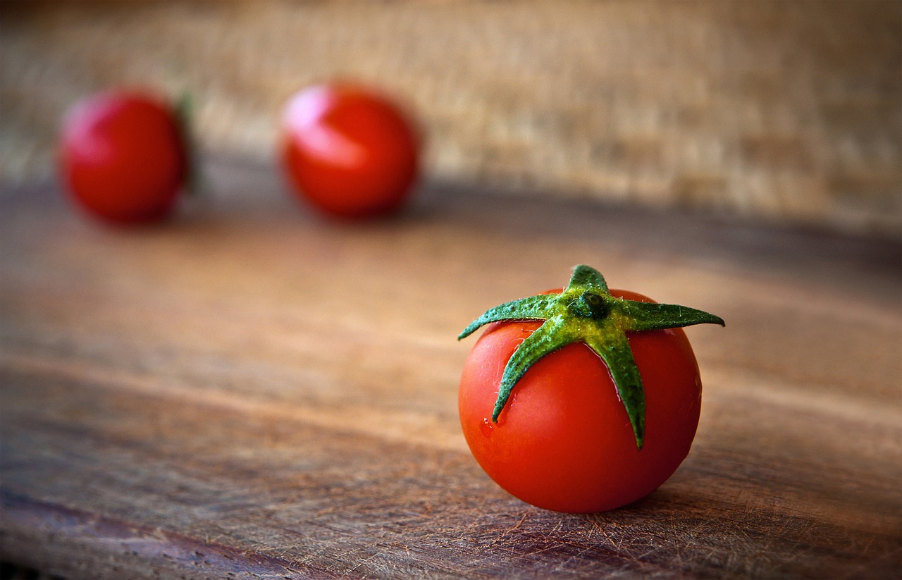 Image - tomato food kitchen eating red