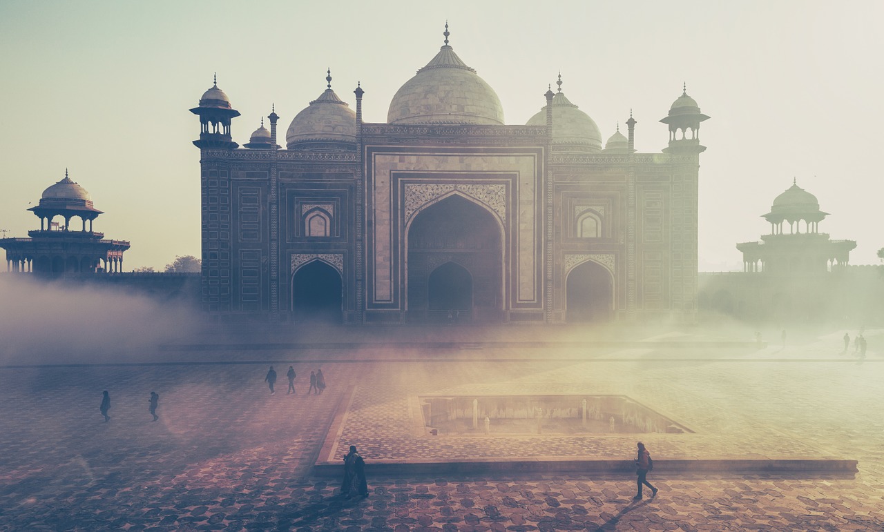 Image - taj mahal india building misty