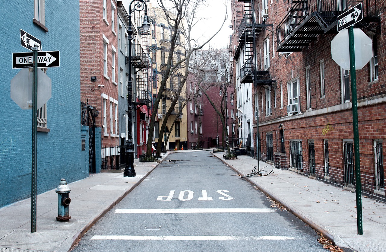 Image - one way pavement town architecture