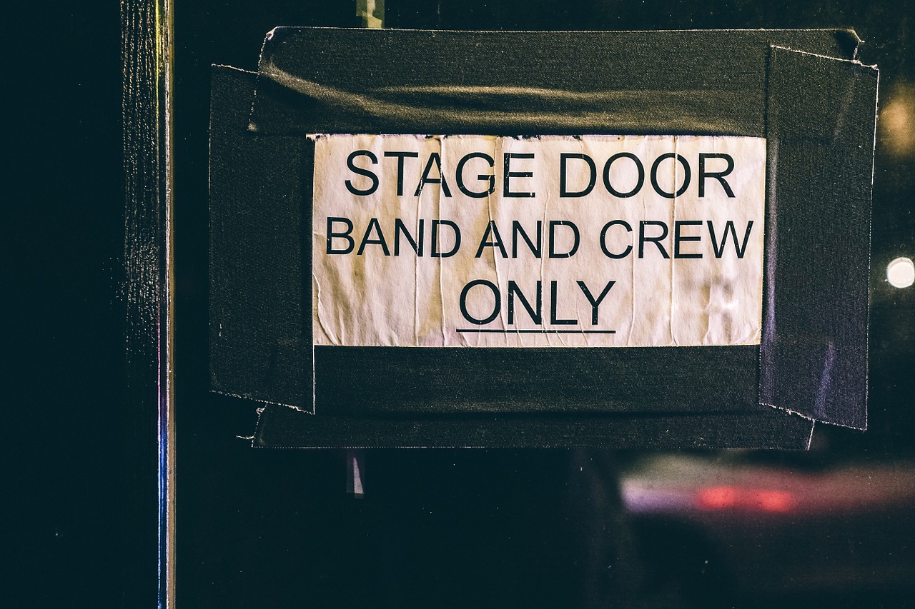 Image - sign door sign stage door