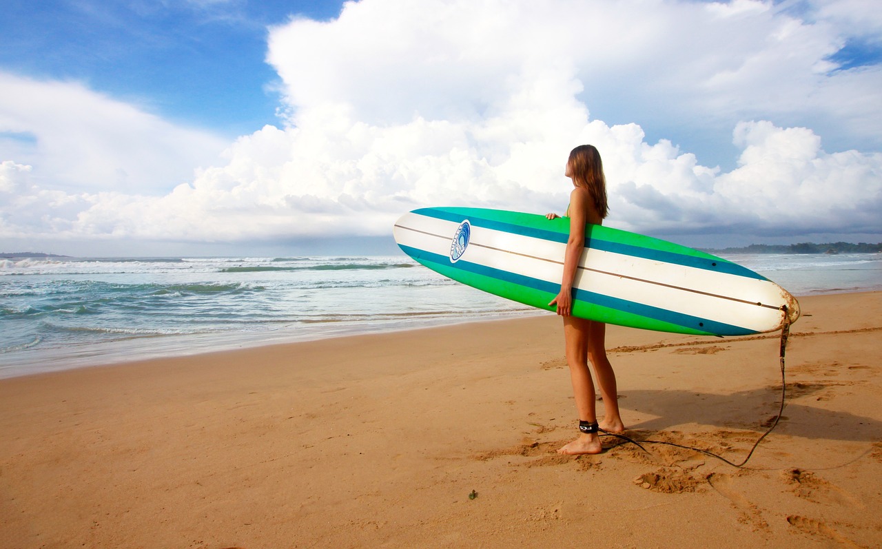 Image - surfing girl female surfer