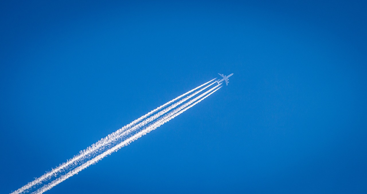 Image - contrails trail airplane plane