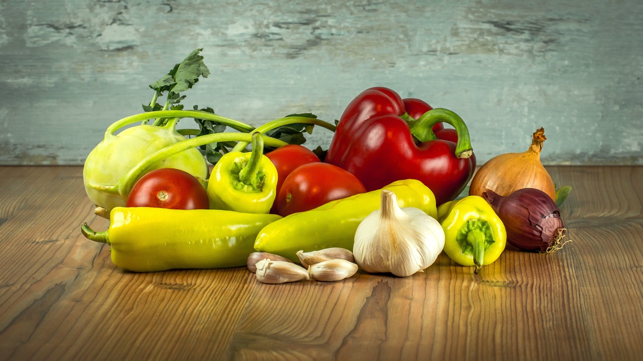Image - vegetables tomatoes pepper paprika