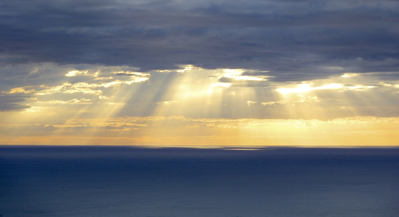 Image - sunset rays sun dawn screen saver