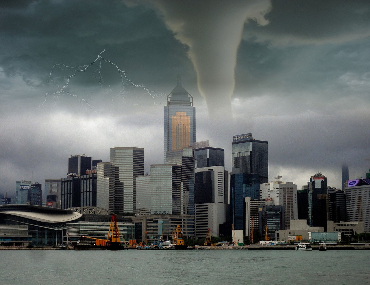 Image - tornado storm lightning skyline