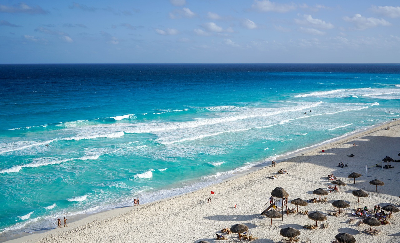 Image - cancun mexico beach huts waves