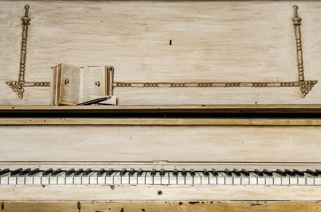 Image - piano piano keys music instrument