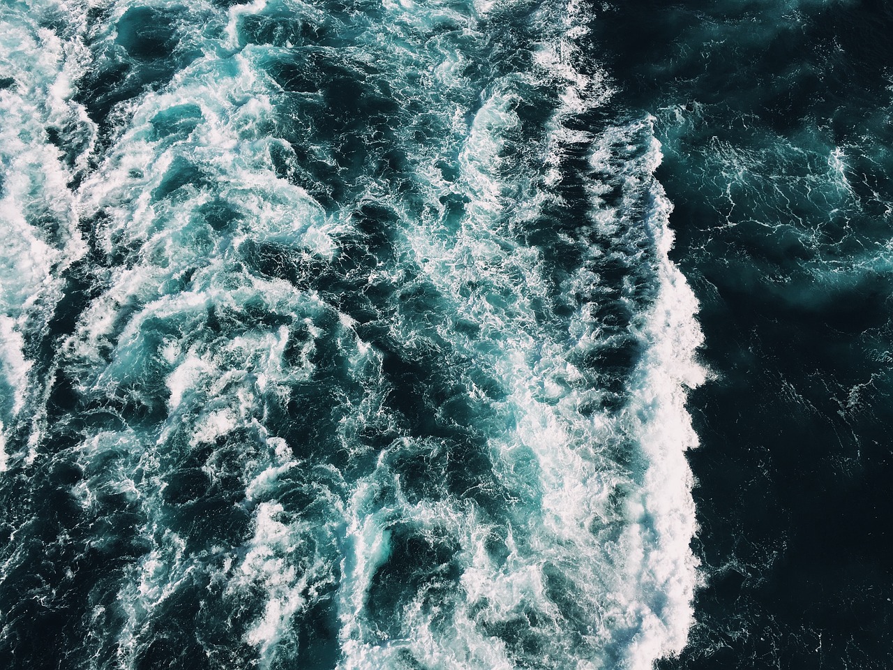 Image - water sea churning turquoise dark