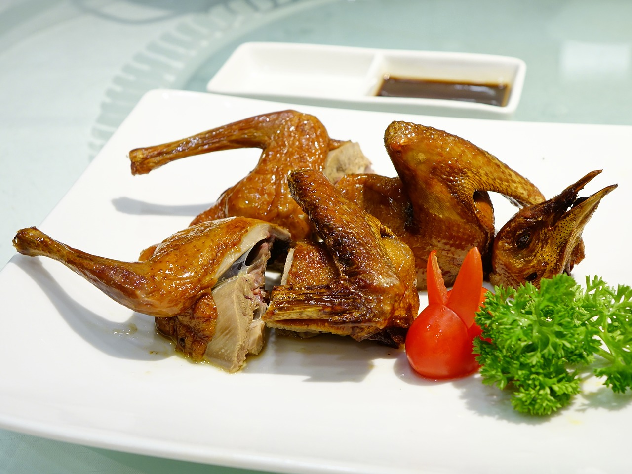 Image - roasted pigeon 烧乳鸽 chinese cuisine