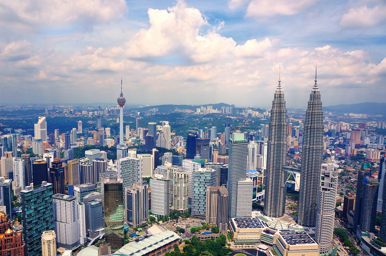 Image - city skyline buildings urban