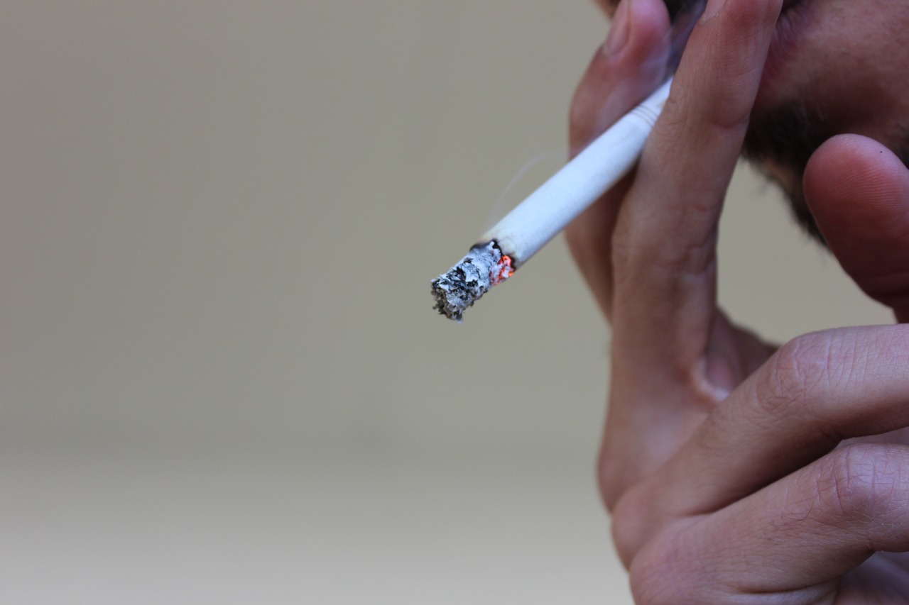 Image - cigarette marlboro tobacco smoke