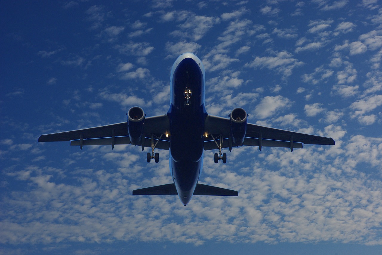 Image - aircraft engine passengers turbine