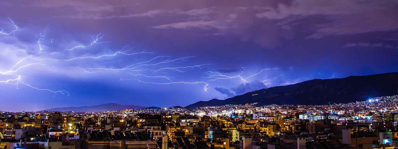 Image - thunder lighting lightning cloud