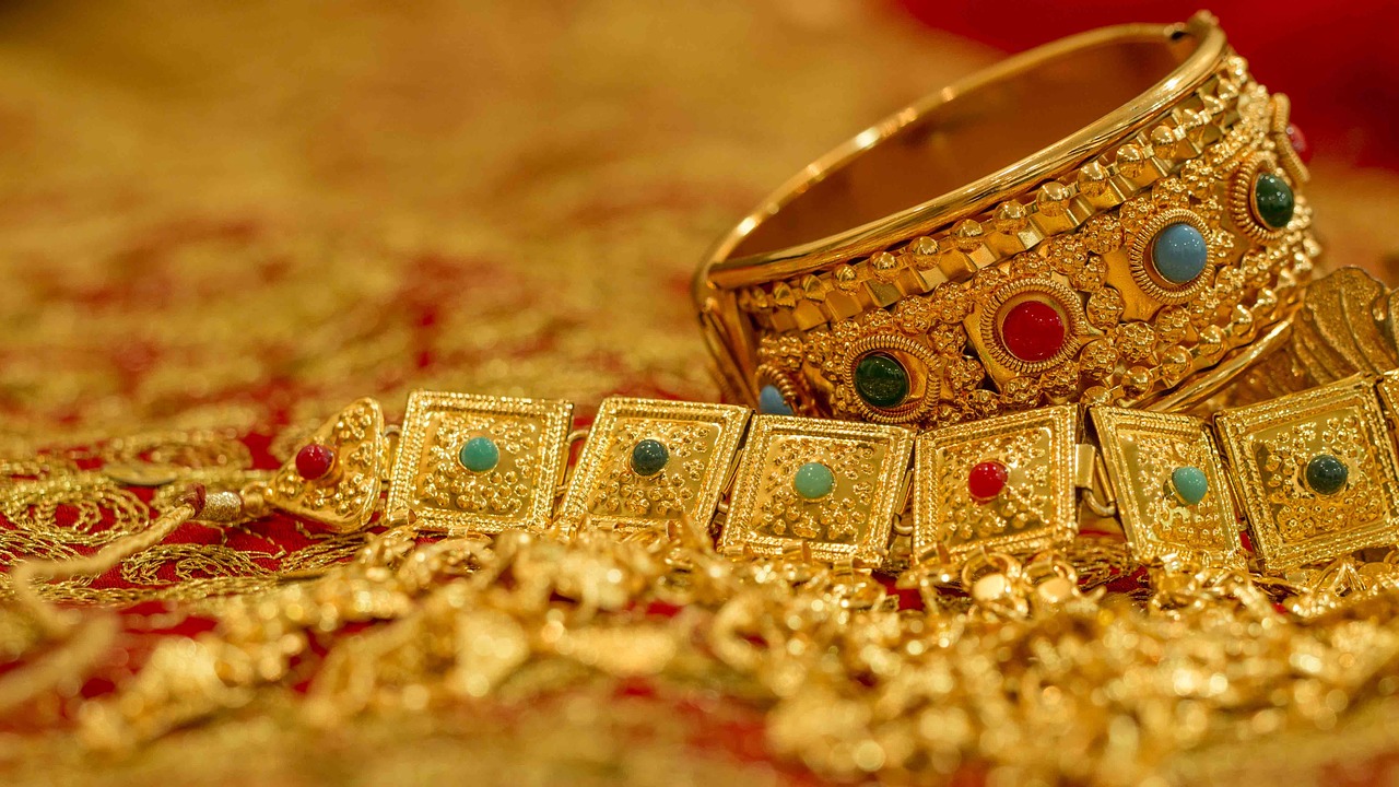 Image - gold bahraini gold bahrain jewelry