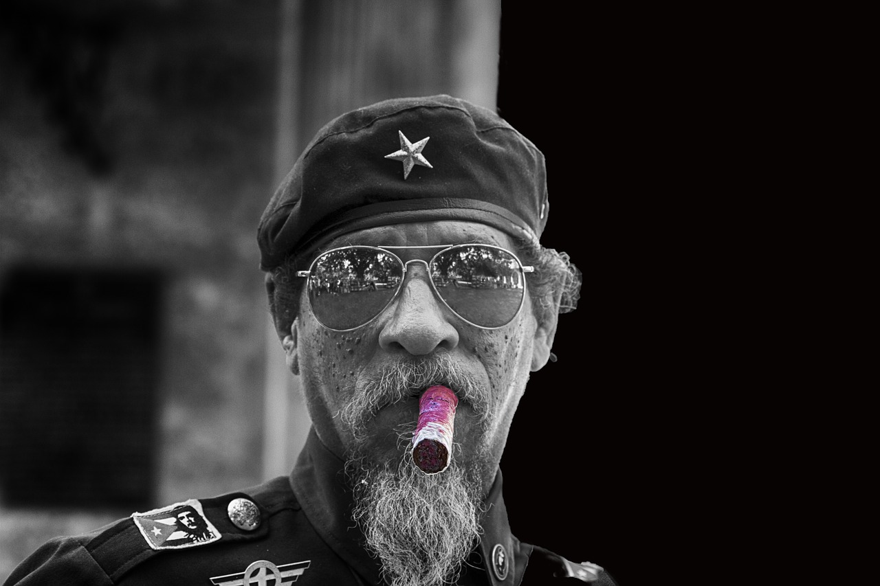 Image - havana cigar black and white cap