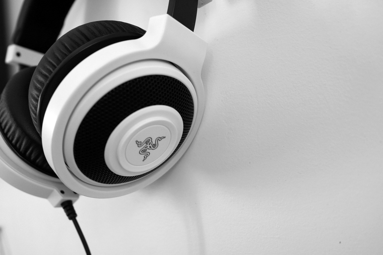 Image - headphones instagram video games