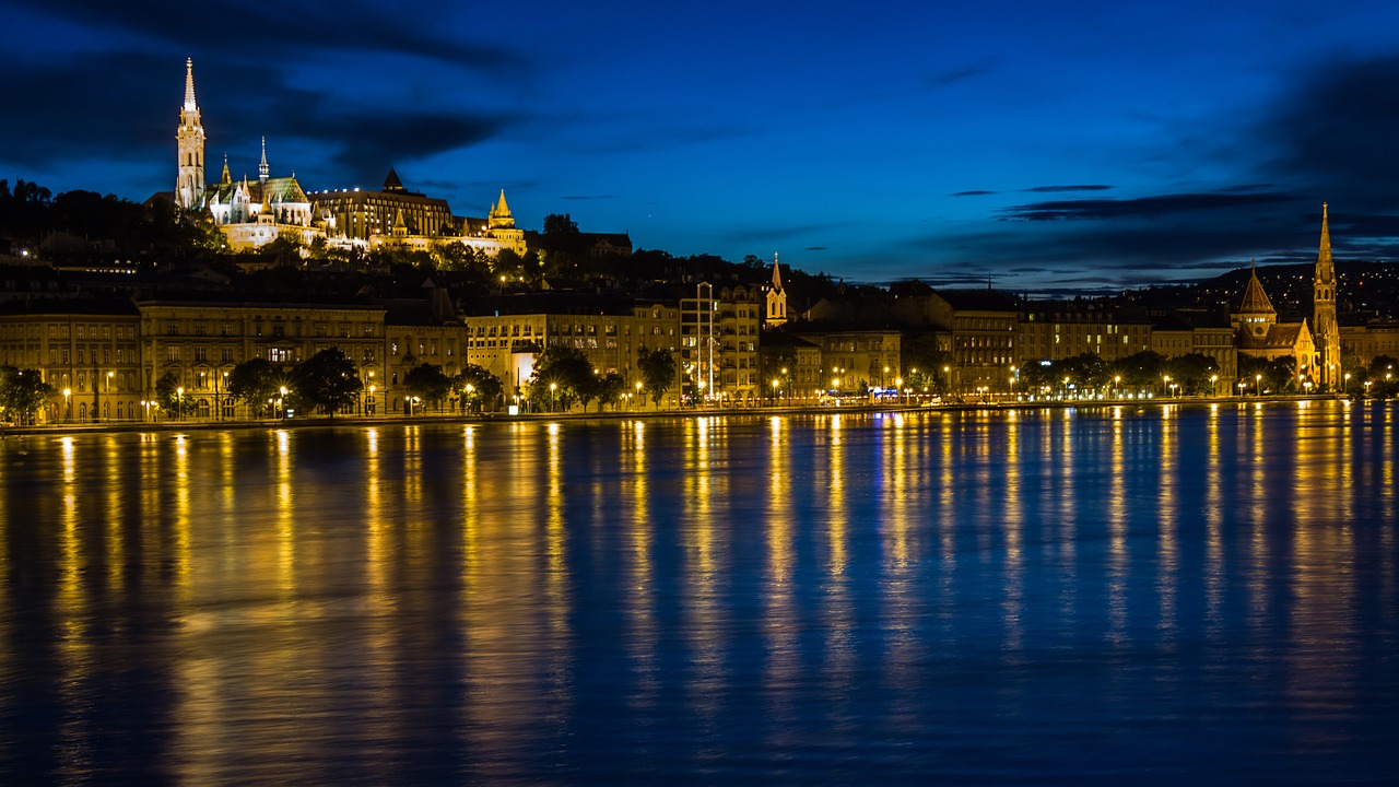 Image - budapest danube river reflection