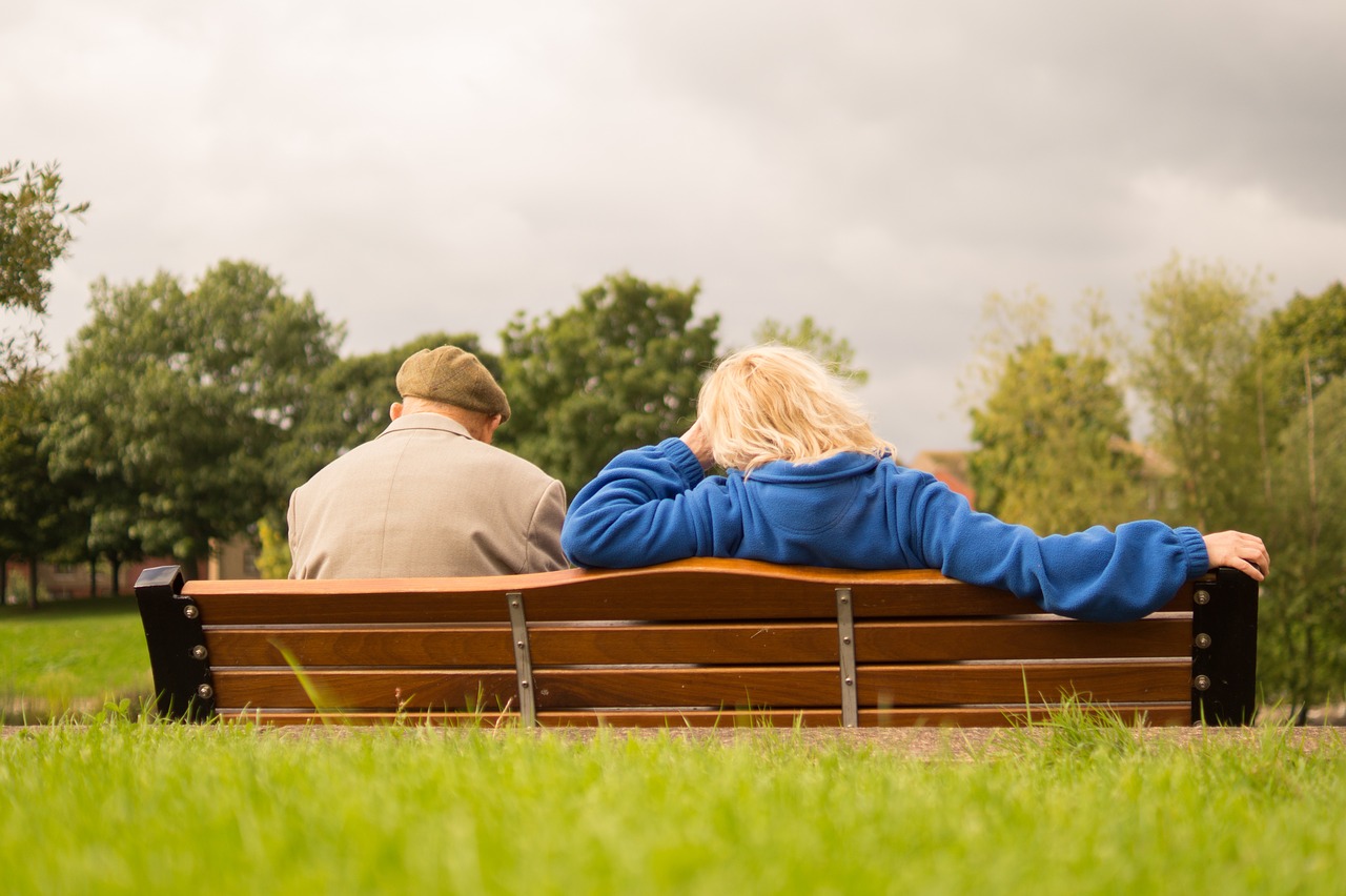 Image - people sitting resting waiting man