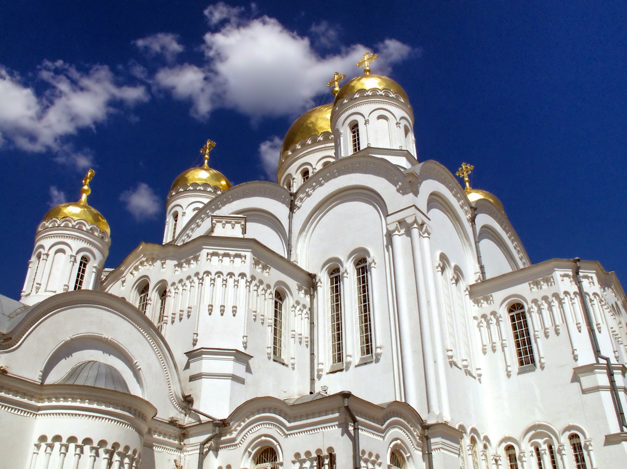 Image - diveevo russia church orthodox