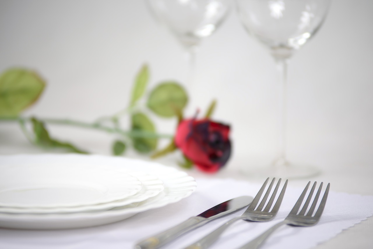 Image - elegant tableware rose romantic