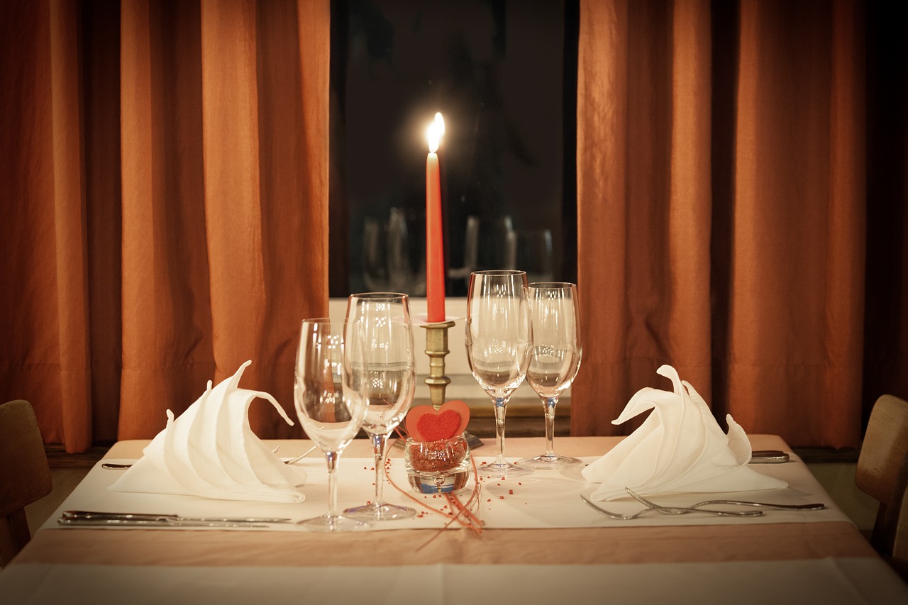 Image - table decoration dinner for two