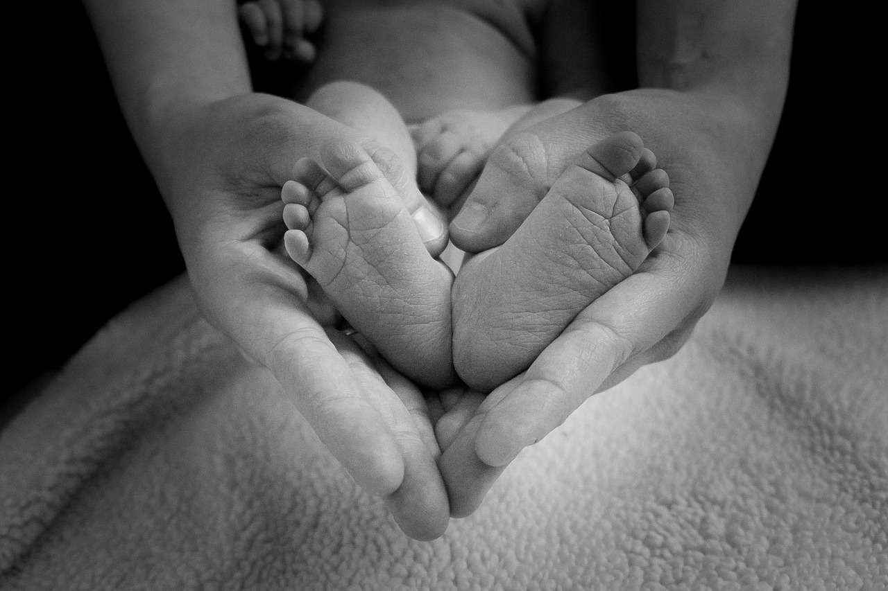 Image - baby feet heart love mother