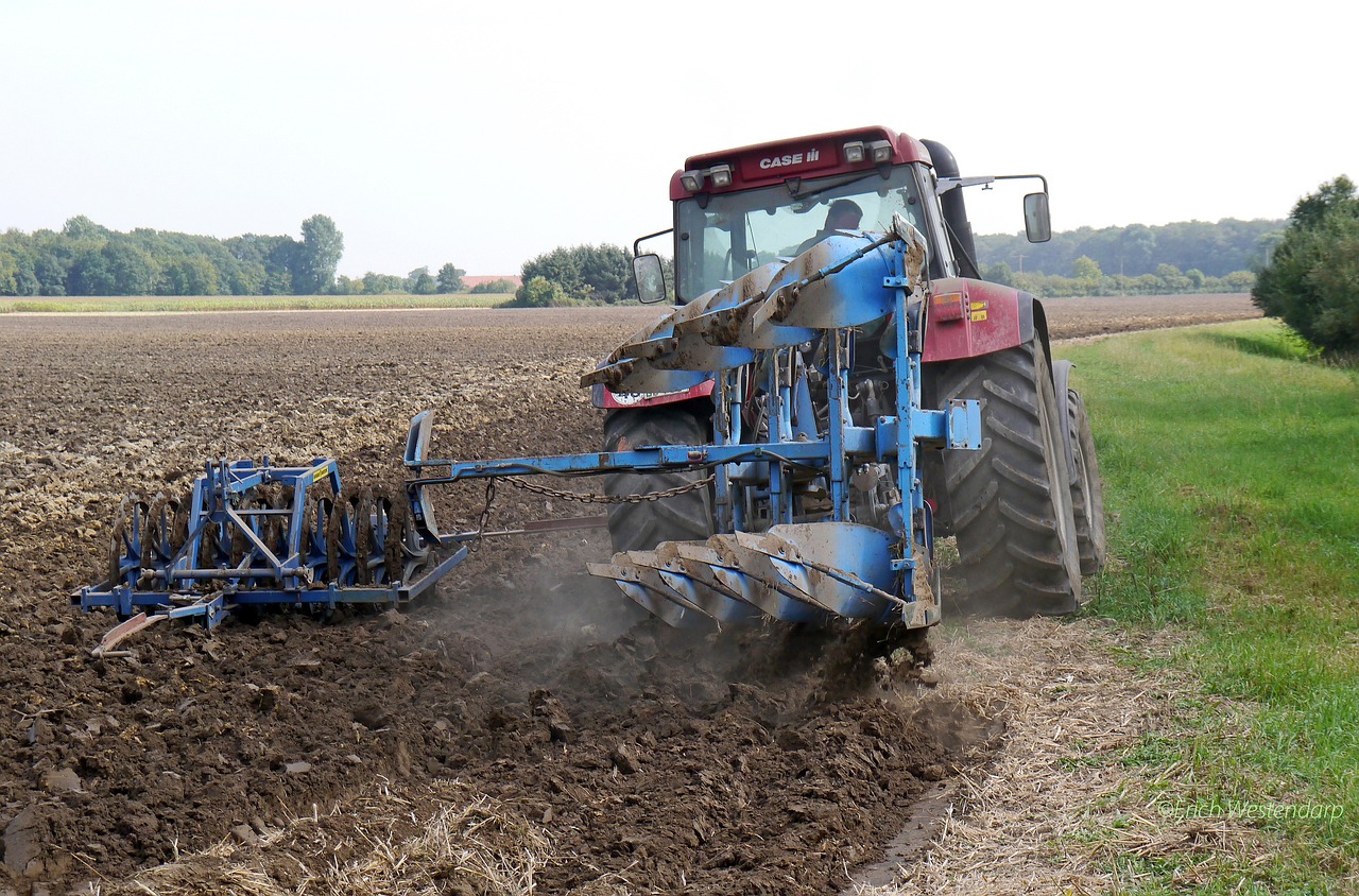 Image - plow tractors münsterland