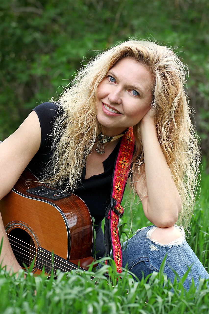 Image - woman musician performer music