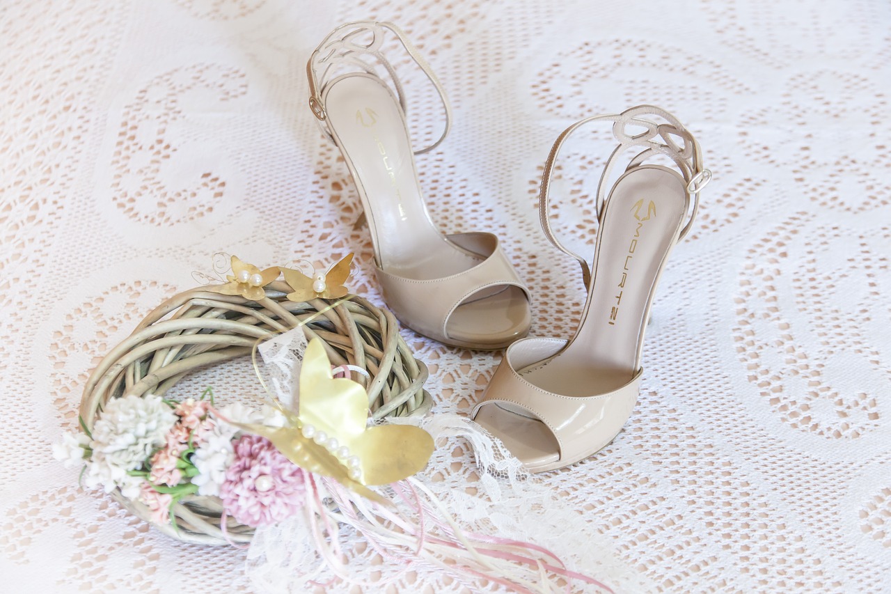 Image - woman sandals wedding dresses bride