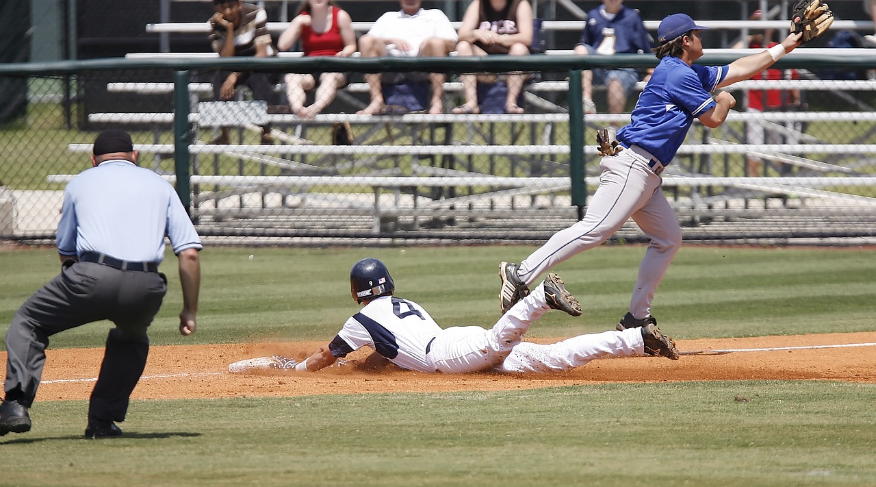 Image - baseball sliding action player