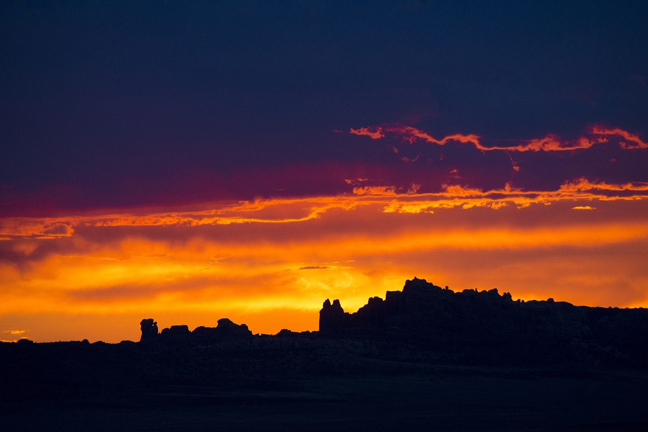 Image - sunset silhouettes landscape